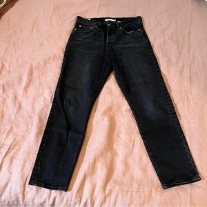 Levi’s wedgie sz 29
